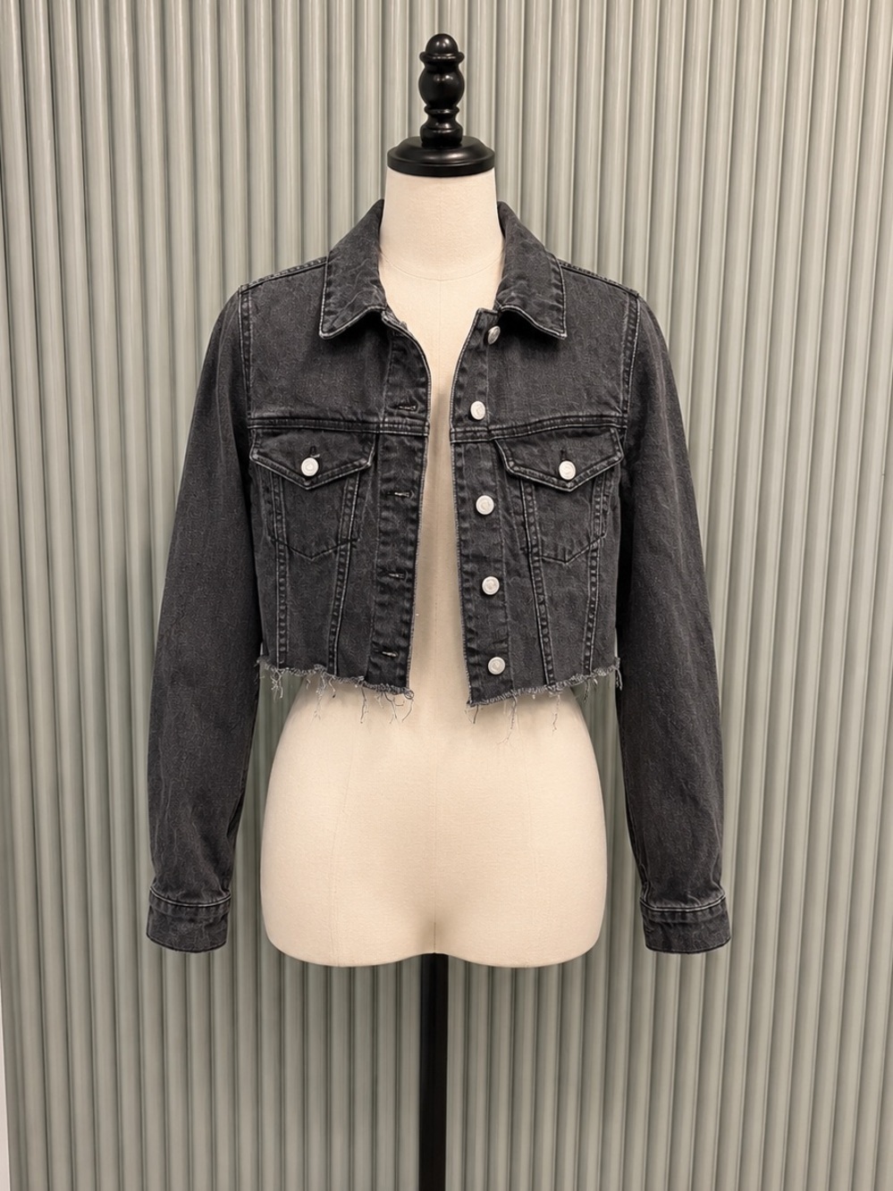 Topshop Cropped Black Washed Denim Jacket